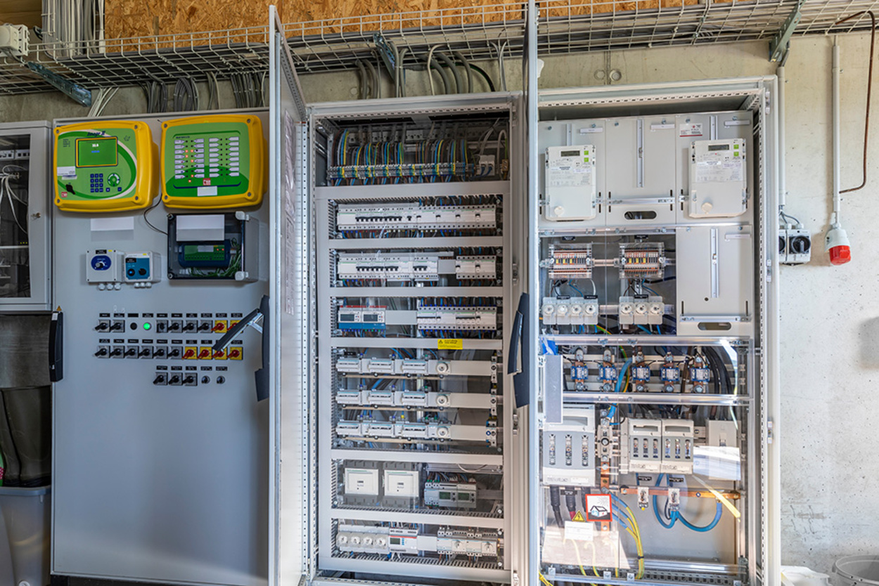 Nieder­spannungs­anlagen bei Elektro-Leps GmbH in Dessau