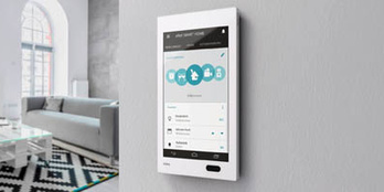 Bedienzentrale Gira G1 bei Elektro-Leps GmbH in Dessau