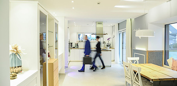 Präsenz­melder bei Elektro-Leps GmbH in Dessau