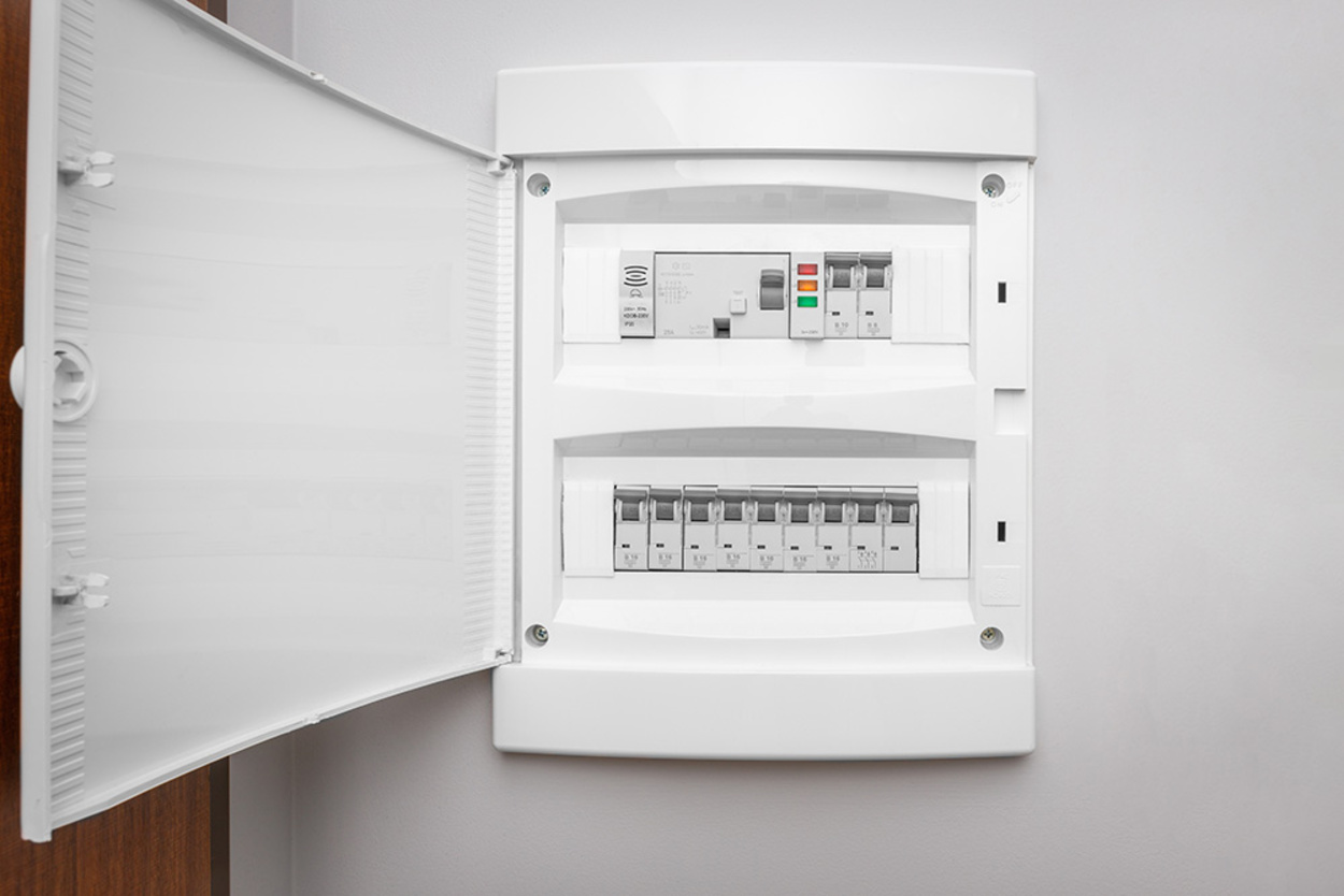 Über­spannungs­schutz bei Elektro-Leps GmbH in Dessau
