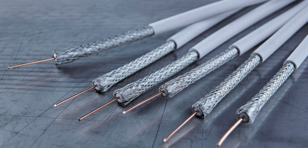 Kabel- und Steckverbinder bei Elektro-Leps GmbH in Dessau