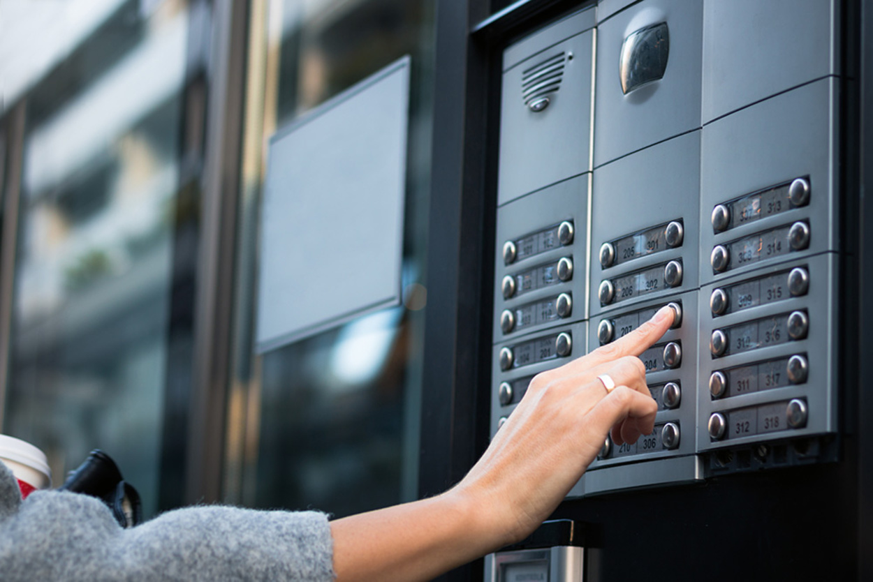 Sprech­anlagen bei Elektro-Leps GmbH in Dessau