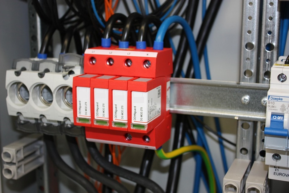 U berspannungsschutz bei Elektro-Leps GmbH in Dessau